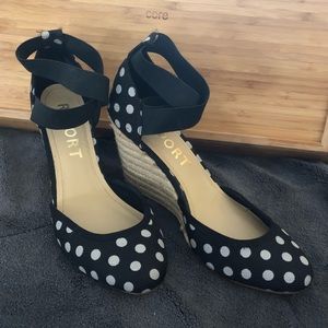 Report Polka Dot Wedges